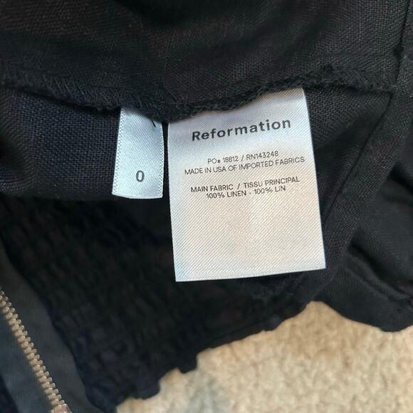 Reformation Yucca Black Linen Cropped Top Smocked Back Puff Sleeve Size 0 - Picture 5 of 5